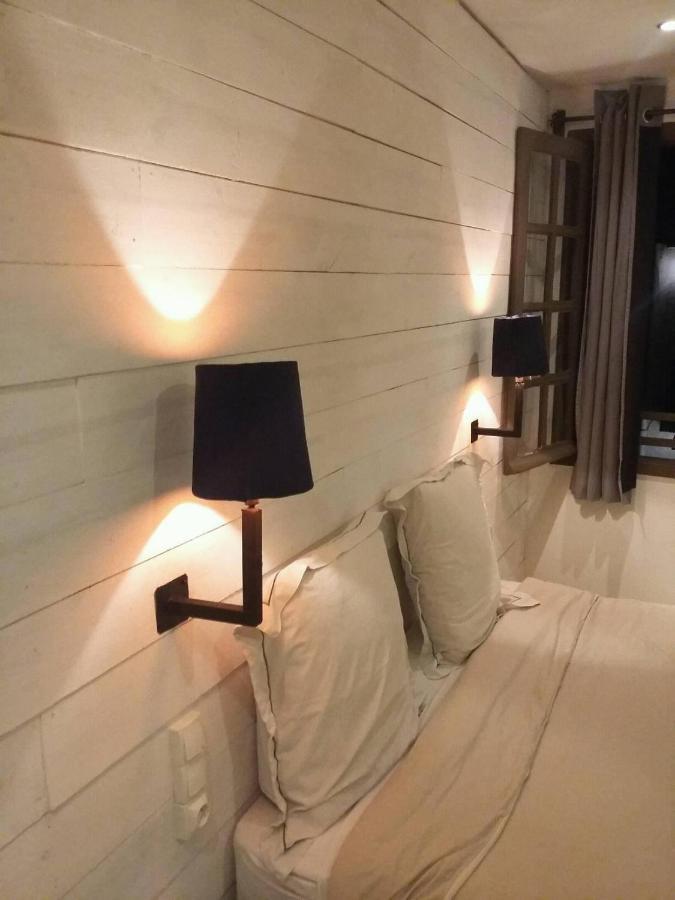 Hotel Restaurant La Ribaudiere Ανταναναρίβο Δωμάτιο φωτογραφία