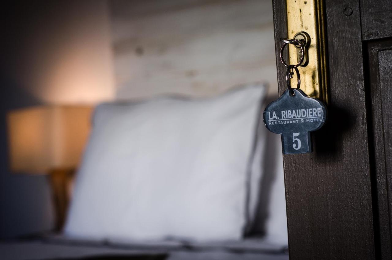 Hotel Restaurant La Ribaudiere Ανταναναρίβο Εξωτερικό φωτογραφία